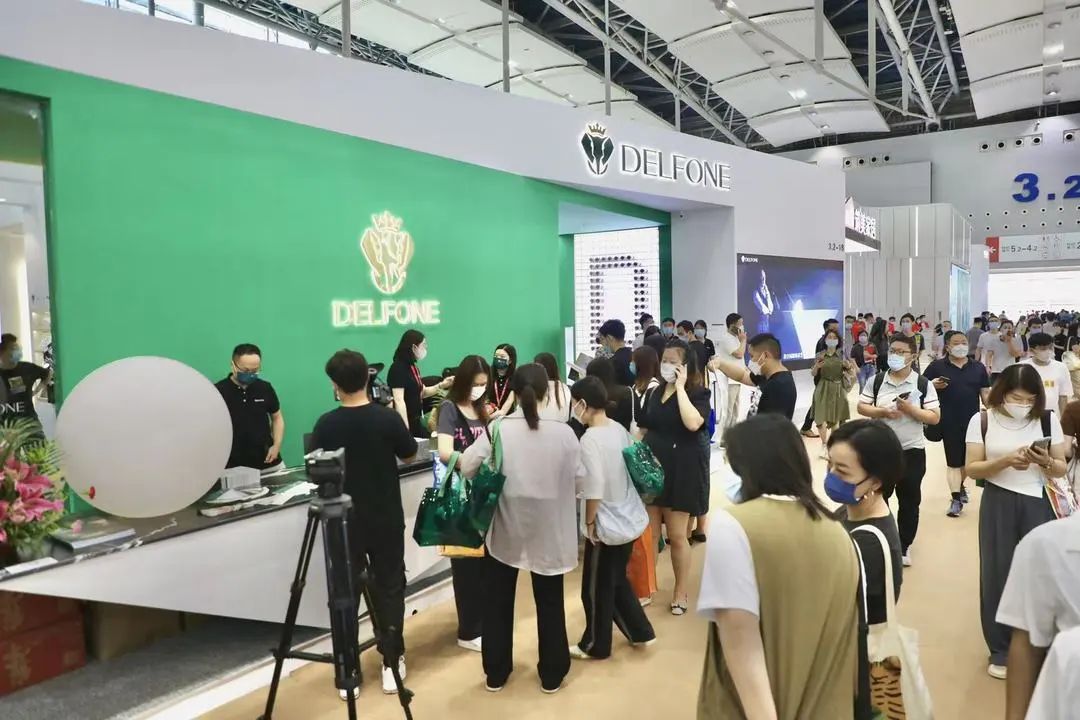 廣州建博會(huì)丨德利豐棲居巖究所盛況持續(xù)，精彩不斷(圖1)