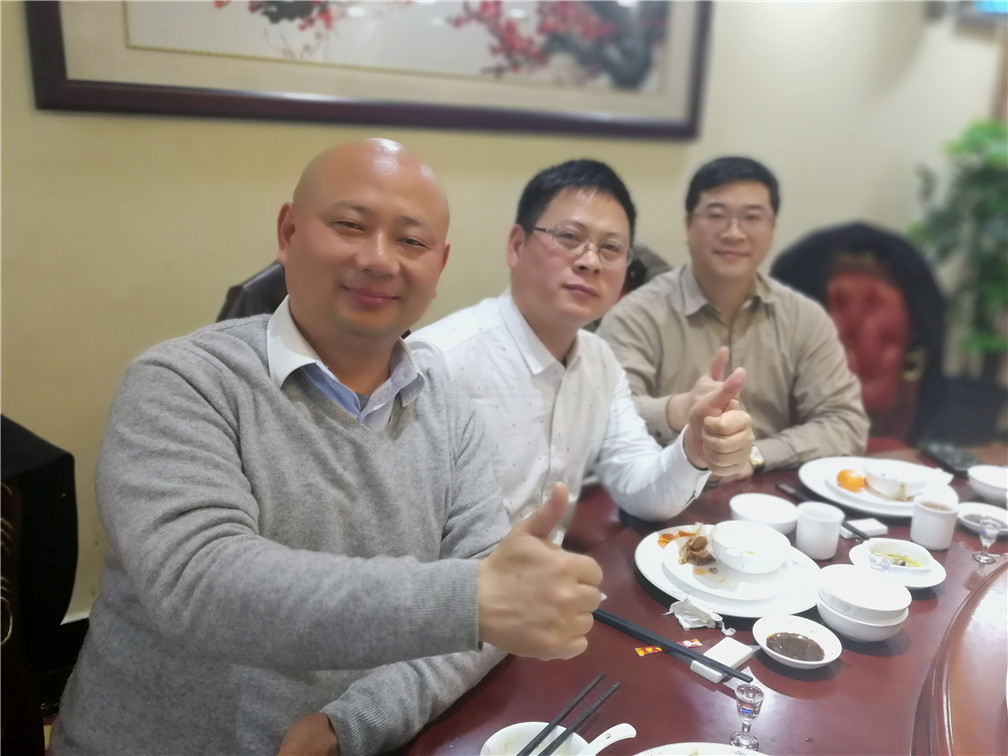 從初見(jiàn)到簽約僅一天，德利豐家居成功牽手重慶
