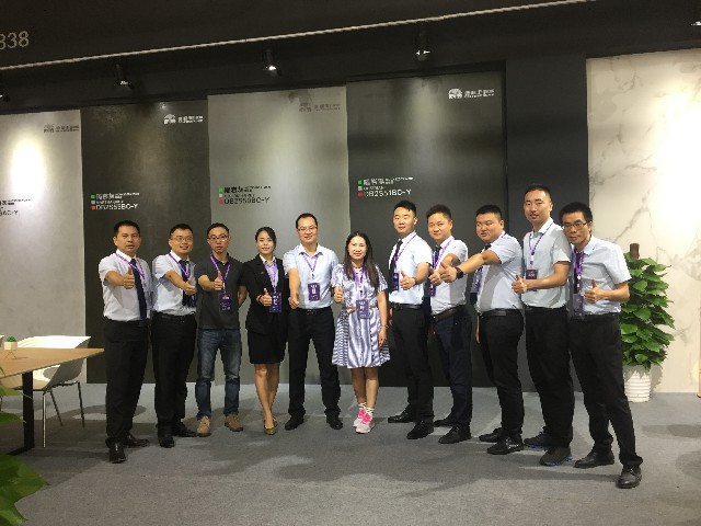 到底是一場怎樣的展會(huì)，讓多家媒體都想再來看